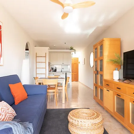 Lägenhet Olas - Coastal Escape With Charm & Comfort