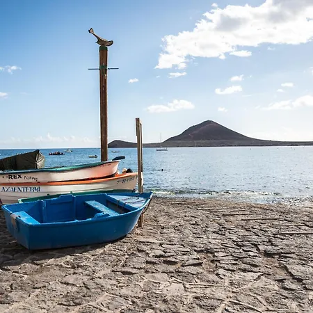 Olas - Coastal Escape With Charm & Comfort شقة El Médano