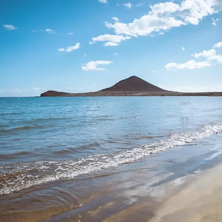Olas - Coastal Escape With Charm & Comfort 아파트