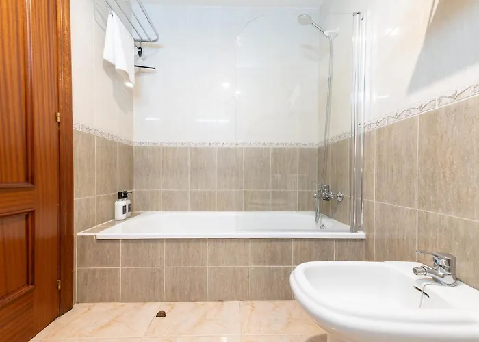 شقة Olas - Coastal Escape With Charm & Comfort
