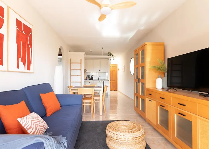 شقة Olas - Coastal Escape With Charm & Comfort