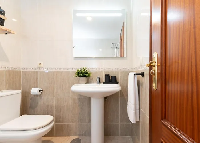 شقة Olas - Coastal Escape With Charm & Comfort