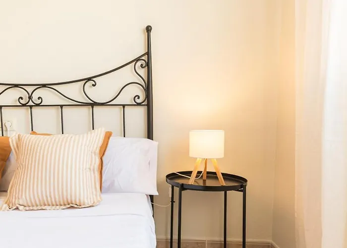 شقة Olas - Coastal Escape With Charm & Comfort *